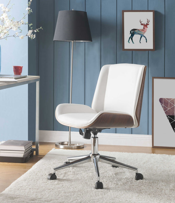 21' X 25' X 3438' White Leatherette And Walnut Office Chair
