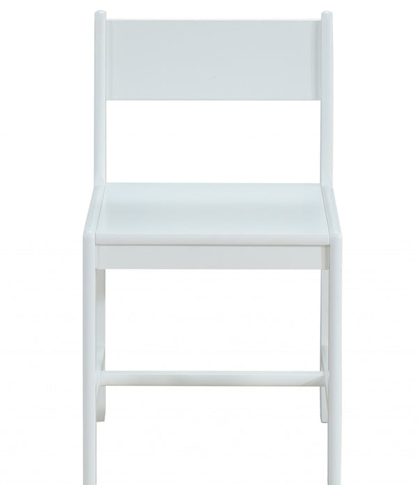 Classic White Wooden Stationary Chair