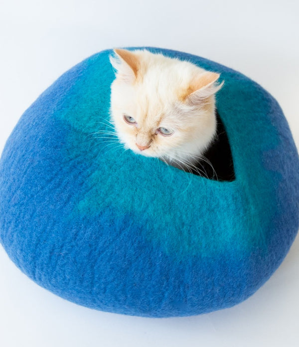 Blue and Turq Cat Cave Bed